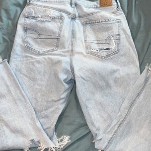 American eagle mom Jean